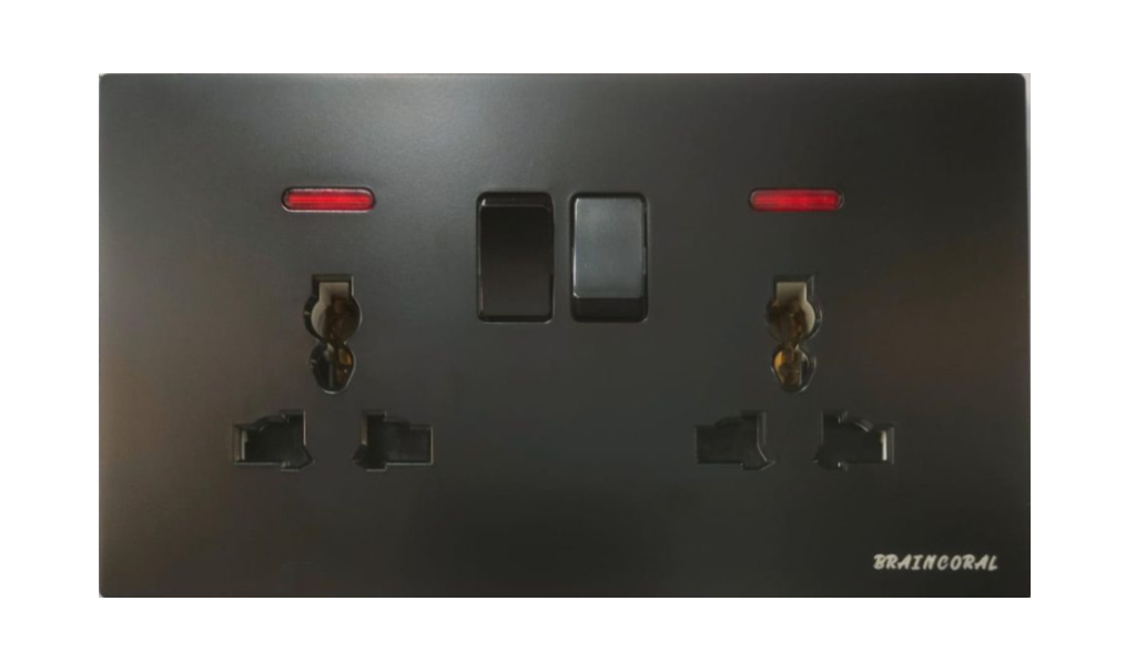 Socket - Double 3 pin, LK4048 86x86mm 13A250V, Black