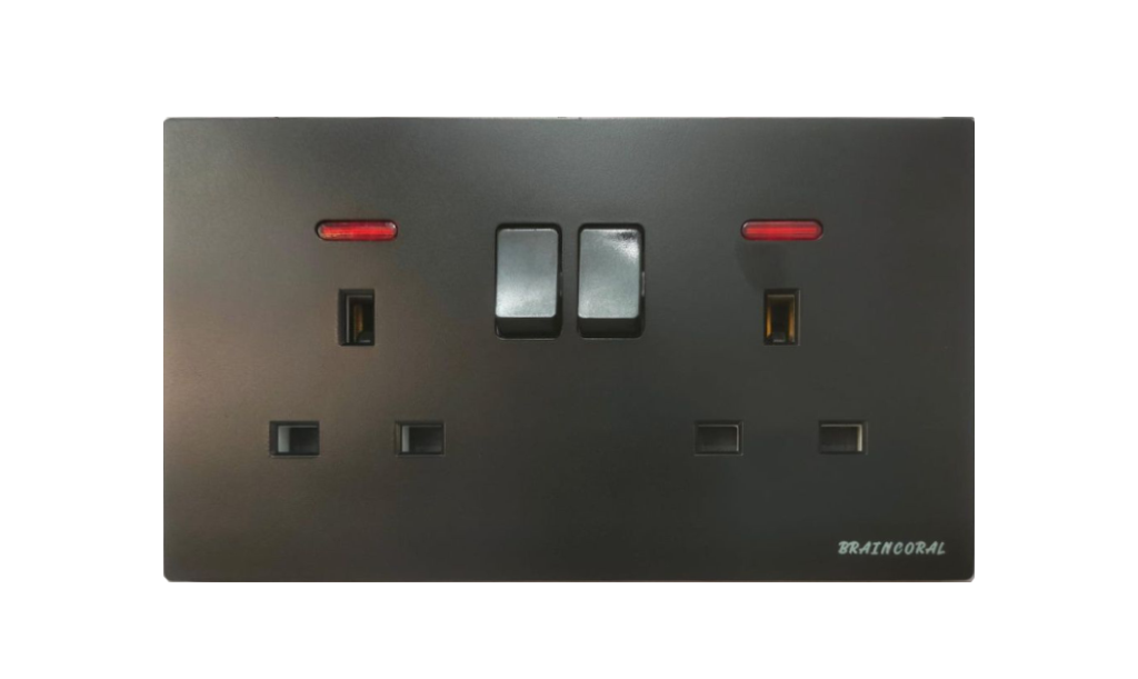 Socket - 13A Double with Lamp, LK4056D 86x86mm 13A250V, Black