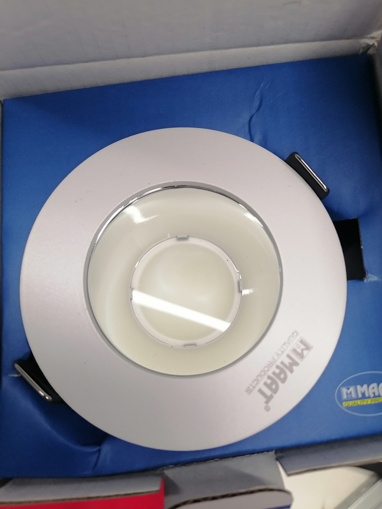 SPOT LIGHT SILVER  7W
Z000308/MECA46-SL