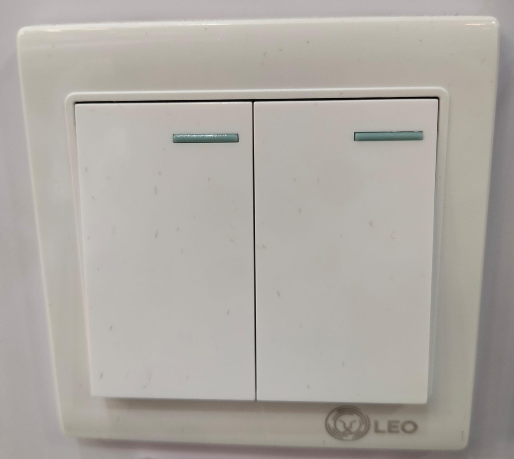 Switch - 2gang 2way LK4004 (86x86mm) 10A250V