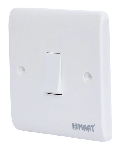 Plate Switch Z301 - 1 Gang 1 Way, White - Maat