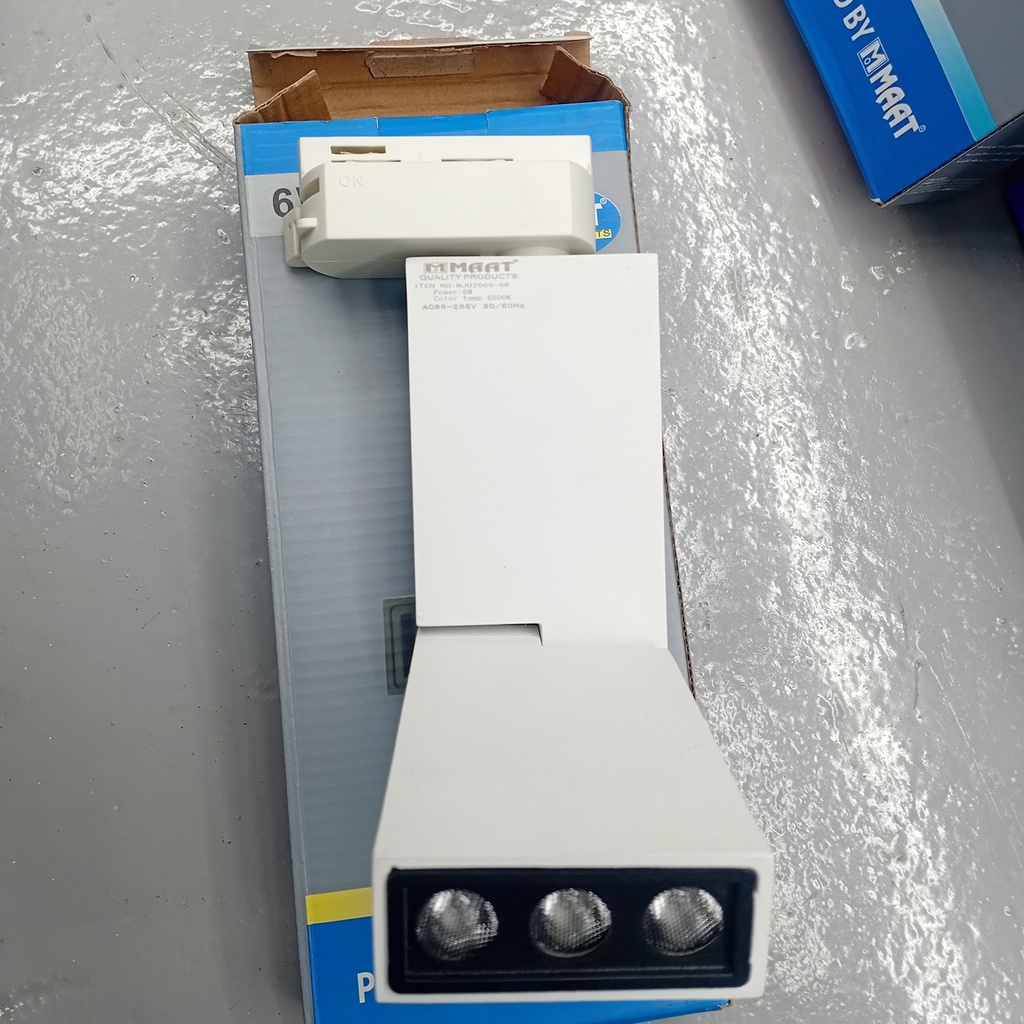 TRACK LIGHT BLACK (WHITE LIGHT) LT-TRL-002
TRACK SQJ D2066--6W- BK WH 6500 K