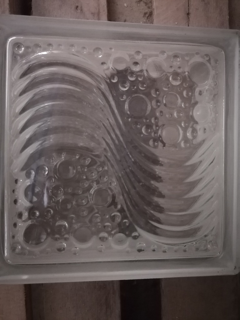 GLASS BLOCK    T-G-001  19x19 mm
Box Code:  A-01