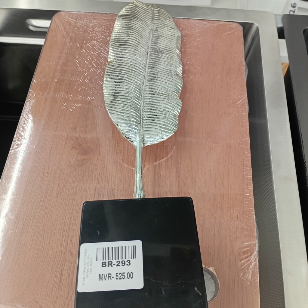 H37.5*W8cm, metal decorative ornament