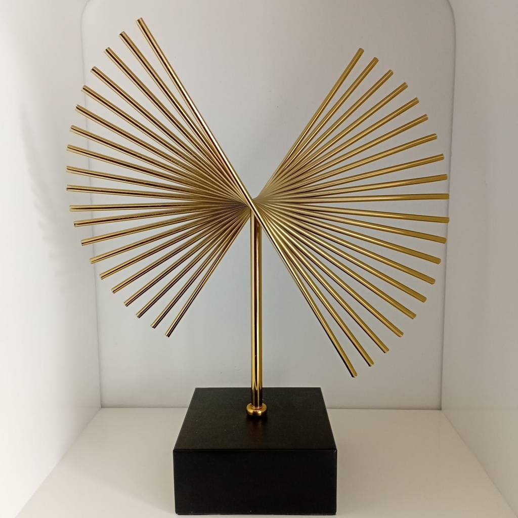 38x29.5x12cm, metal decorative ornament