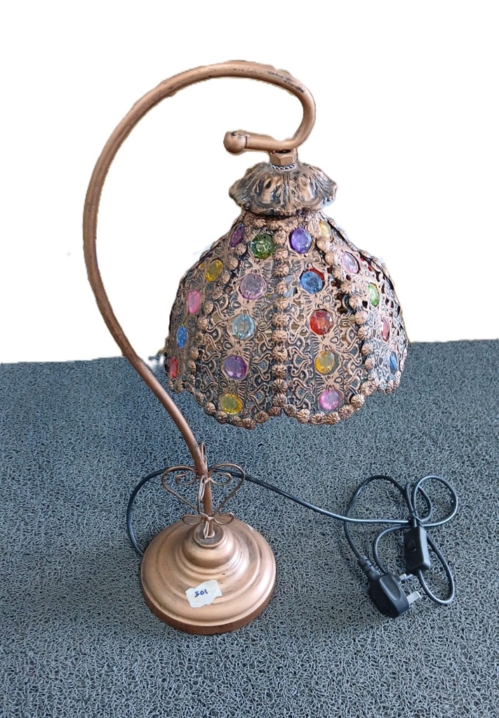 "A-122P#, lamp bracket: 54cm Lampshade: 20cm Base: 13cm
Materials: Hand beading, iron, acrylic"