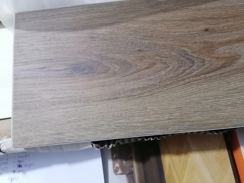 SPC FLOORING - 182*1220*5 MM with  1mm IXPE 0.3Wear Layer - WT1101-Pine