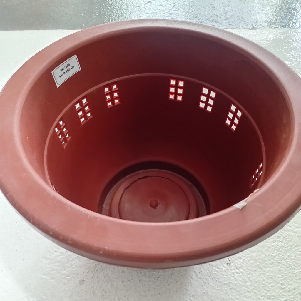 Plastic Vases - Brown (M)