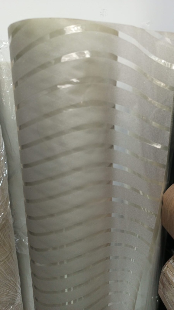 "HT095#，sticking wallpaper Thickness: 0.12mmSize:  1.22*50M"