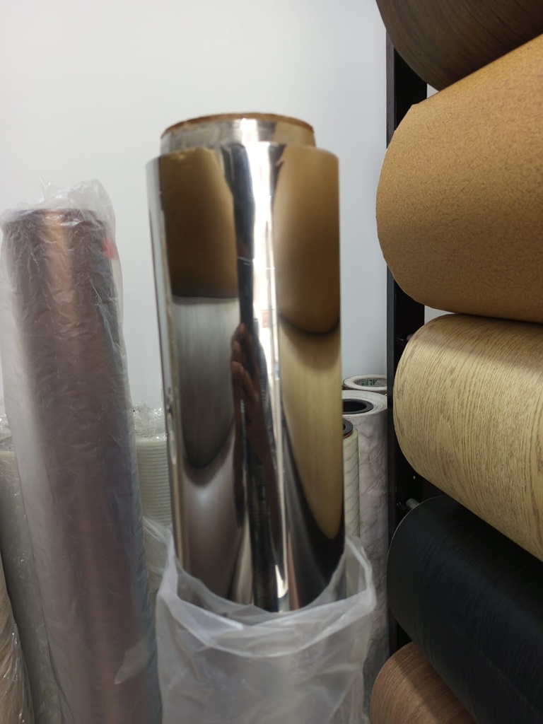 "SF-203#，sticking wallpaper Thickness: 0.07mmSize:  1.22*30M"