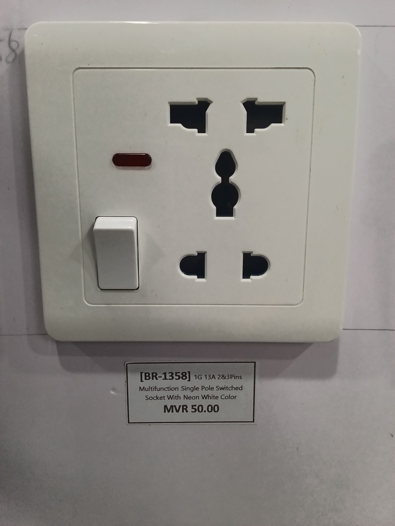 1G 13A 2 & 3Pins Multifunctional Single Pole Switched Socket With Neon White Color