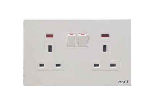 [SWS-QW-003] Switched Multi - Socket 13A SWS-QW-003, 2 Gang White - MAAT