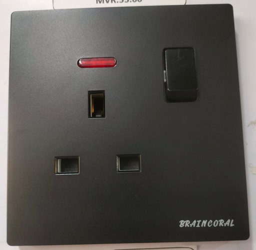 [BR-787] Socket - 13A UK, LK4053 86x86mm 13A250V, Black