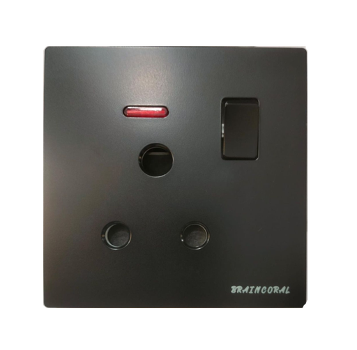 [BR-790] Socket - 15A Round Pin, LK4062 86x86mm 15A250V, Black