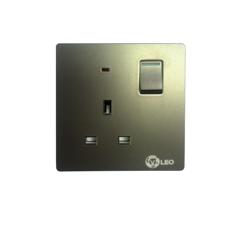 [BR-193] Three Pin - Doubel pole 13A socket with switch D2055, 86x86mm 13A250V
