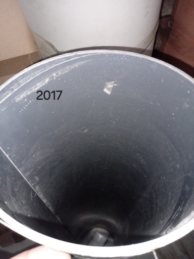 [GM-013] PVC GLOSS MATT  GRAY COLOR 
Box Code: 2017